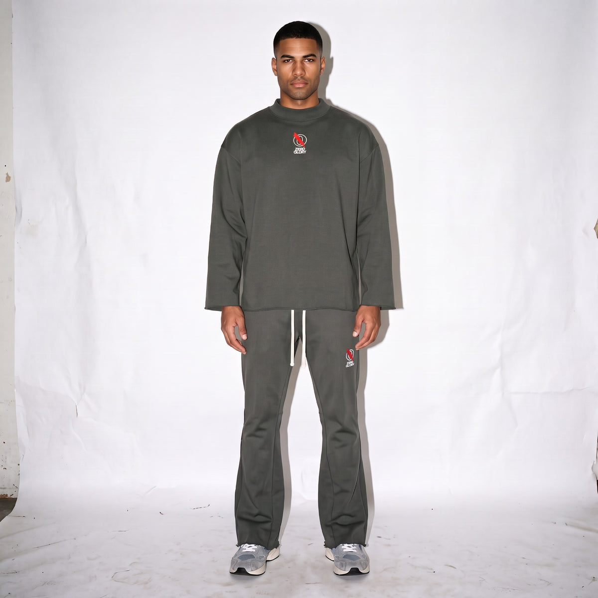 Unisex Mock Neck Raw Edge Boxy Sweatshirt